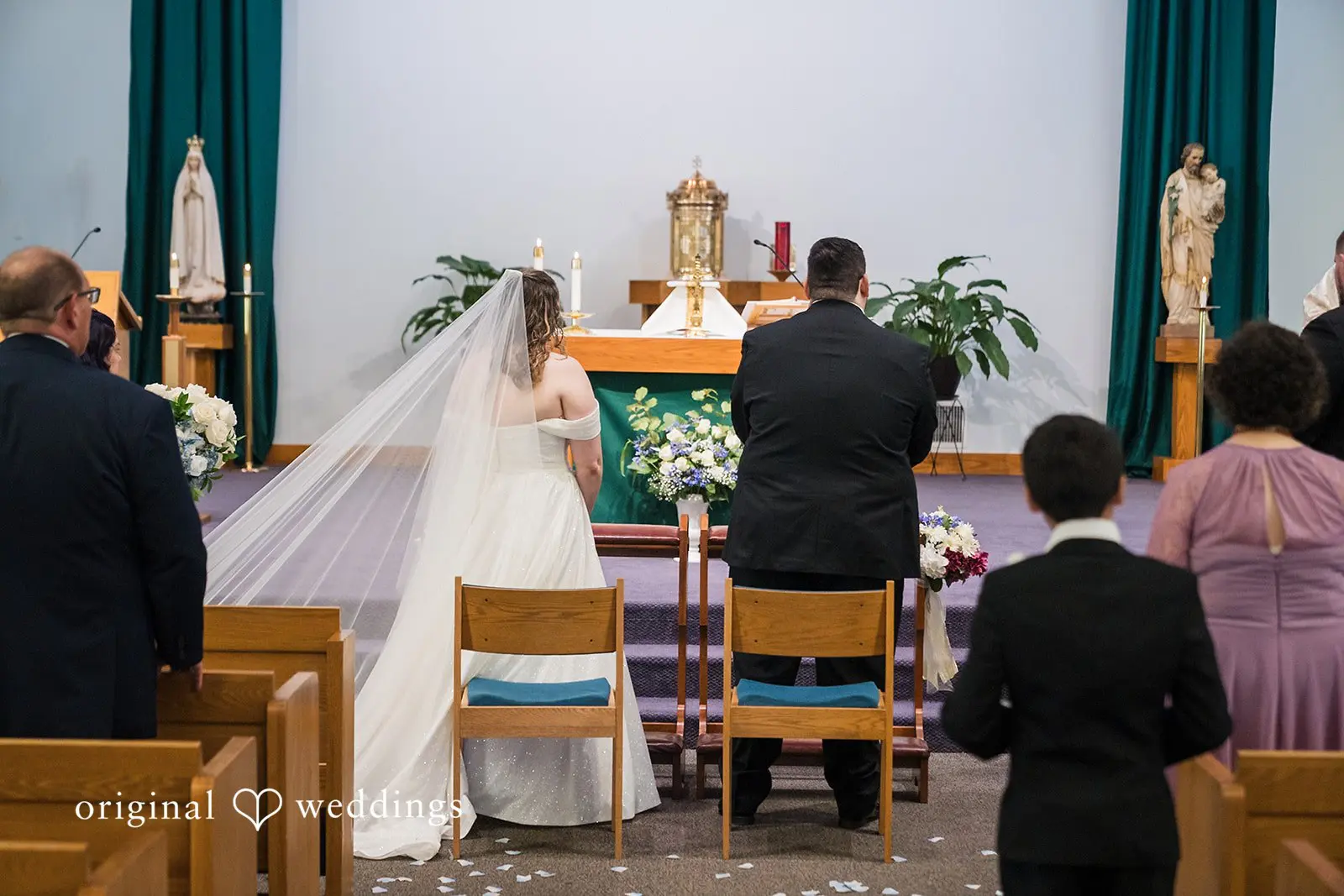 Krystal + Jose Multnomah Falls Wedding // Krystal & Jose -