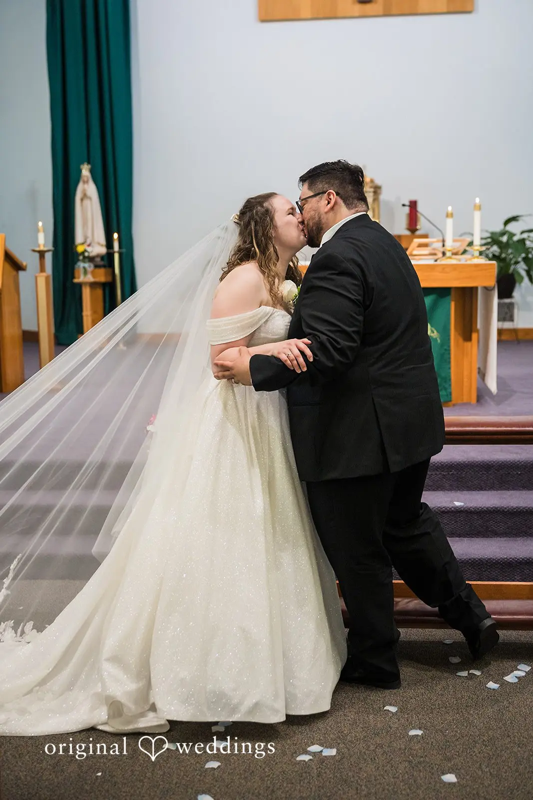 Krystal + Jose Multnomah Falls Wedding // Krystal & Jose -