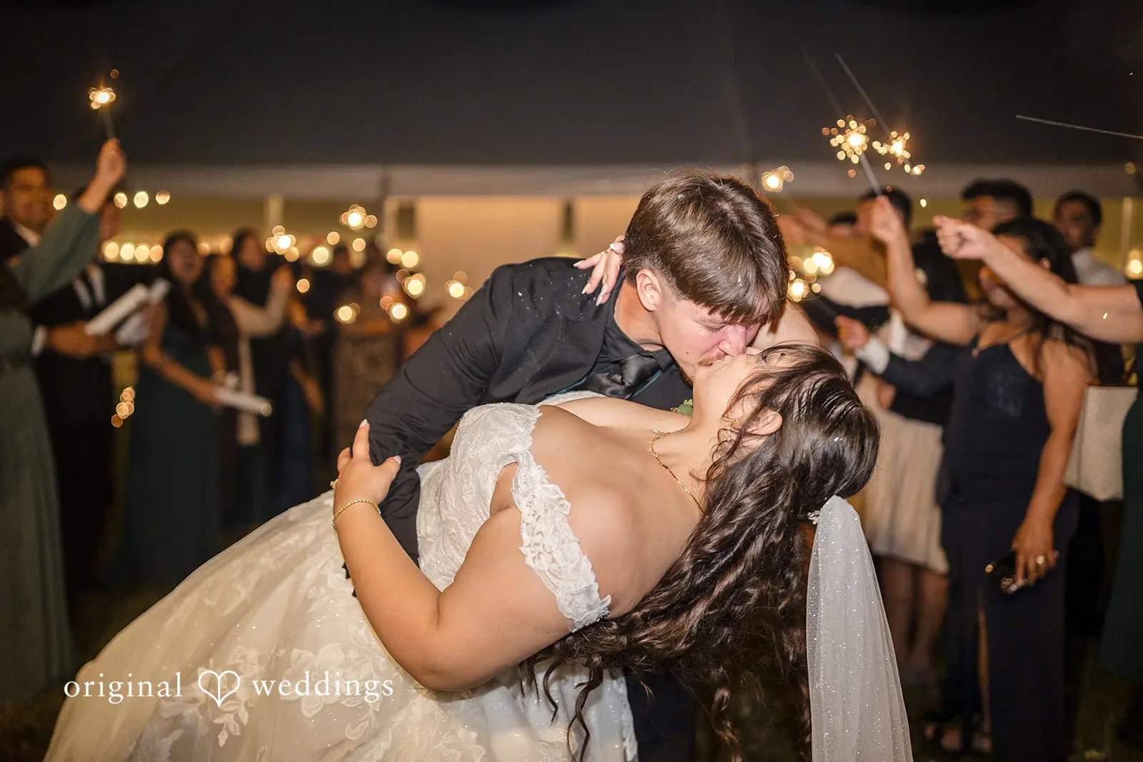 Jenifer + Josue New York Backyard Wedding // Jenifer & Josue -