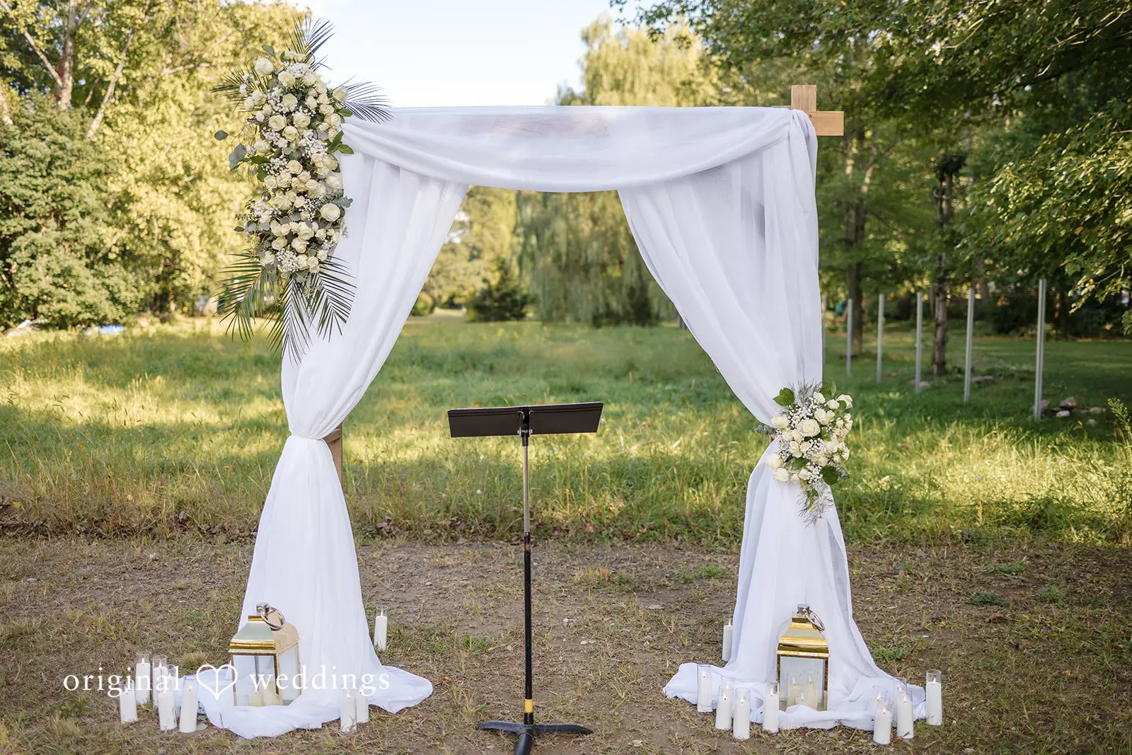 Jenifer + Josue New York Backyard Wedding // Jenifer & Josue -