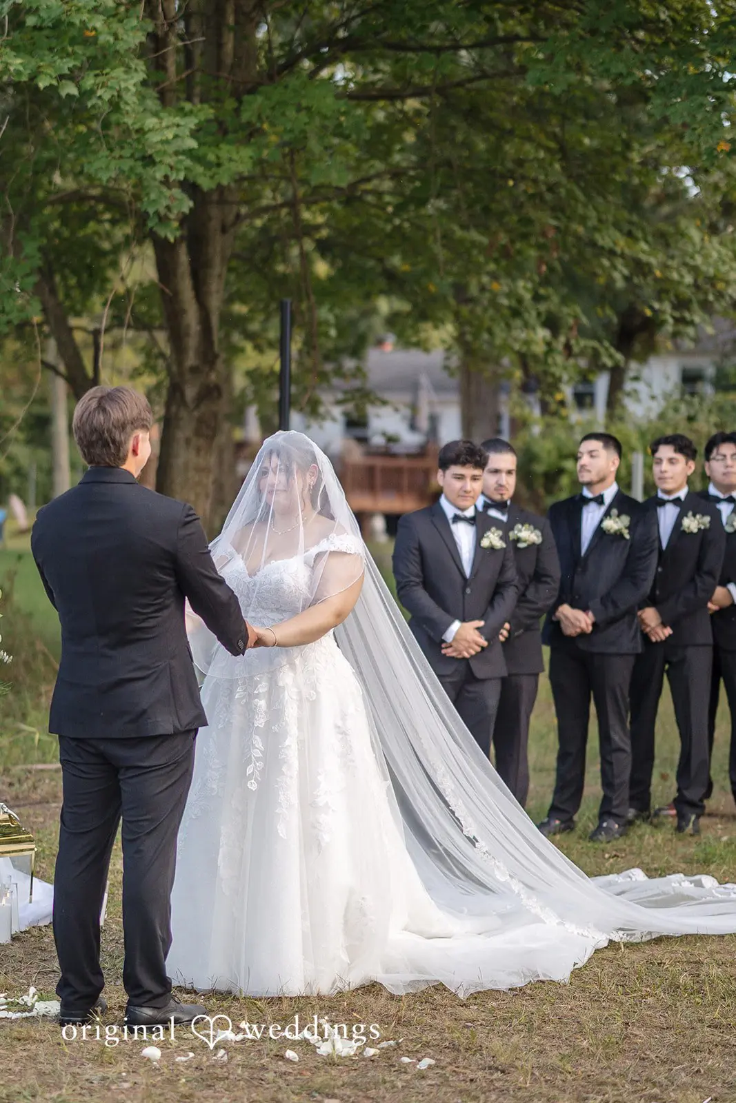 Jenifer + Josue New York Backyard Wedding // Jenifer & Josue -
