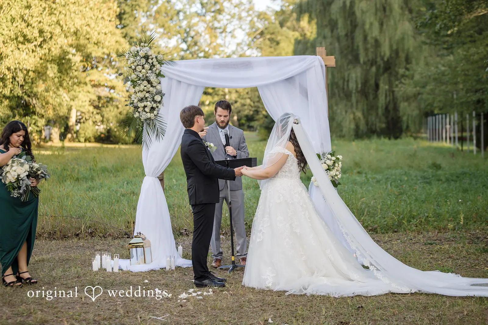 Jenifer + Josue New York Backyard Wedding // Jenifer & Josue -
