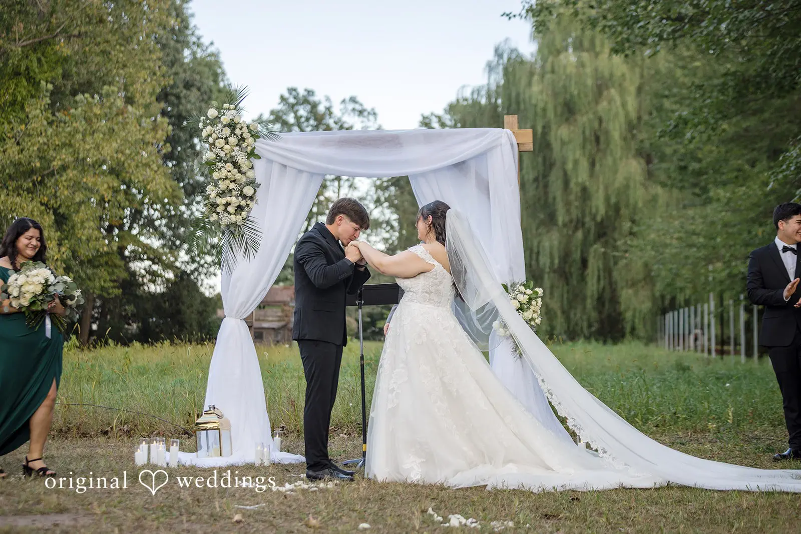 Jenifer + Josue New York Backyard Wedding // Jenifer & Josue -