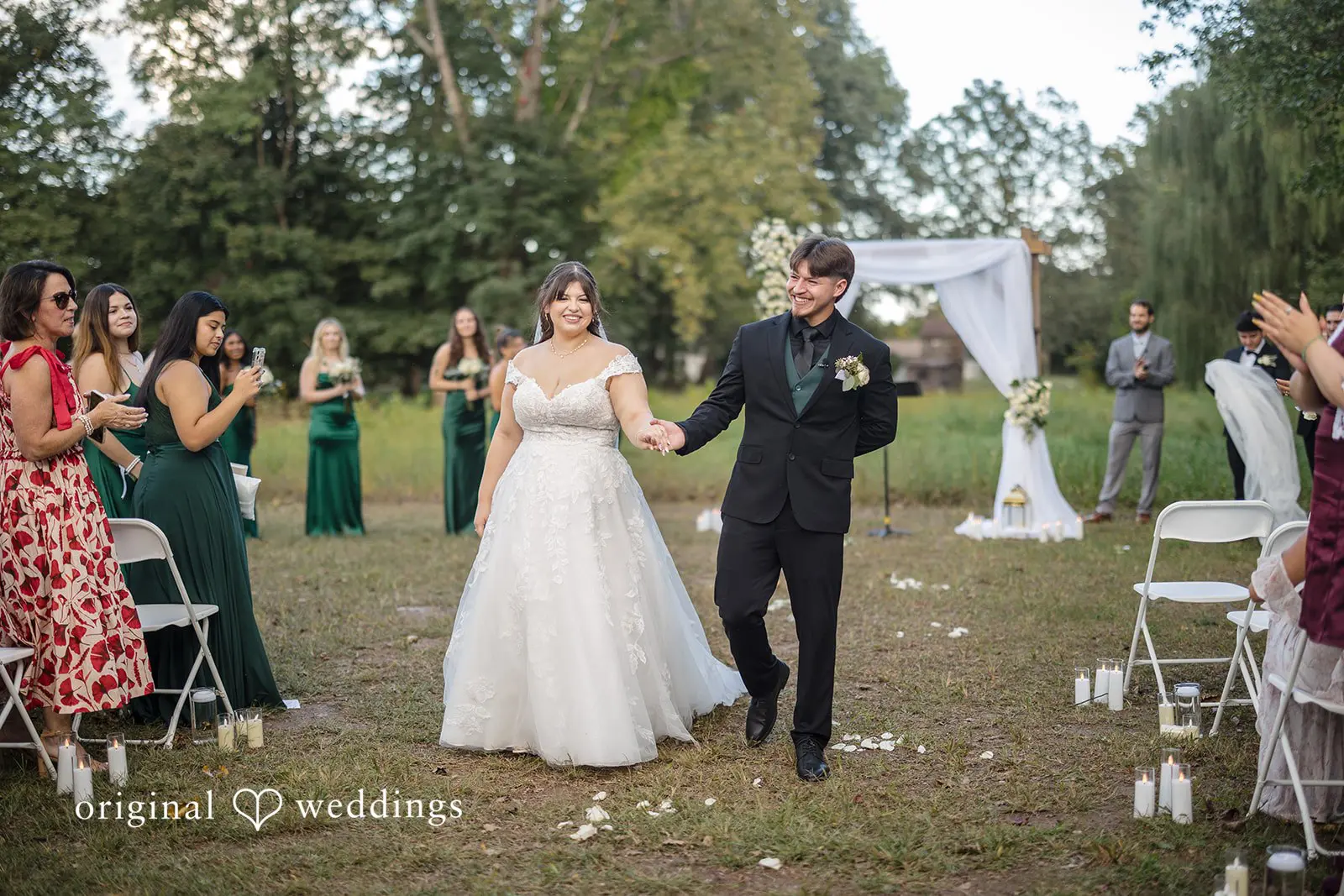 Jenifer + Josue New York Backyard Wedding // Jenifer & Josue -