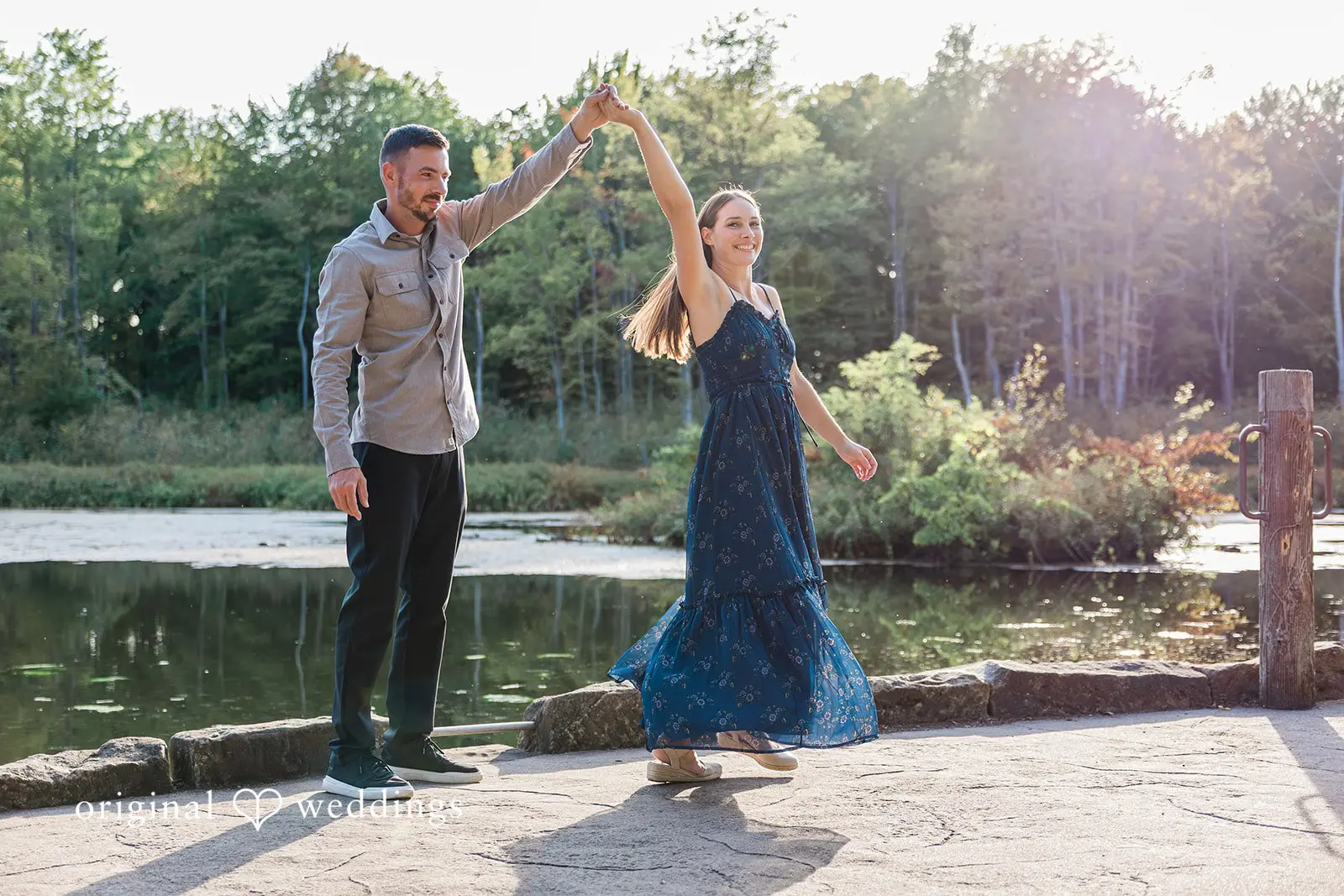 North Chagrin Park Engagement // Laura & Robert -