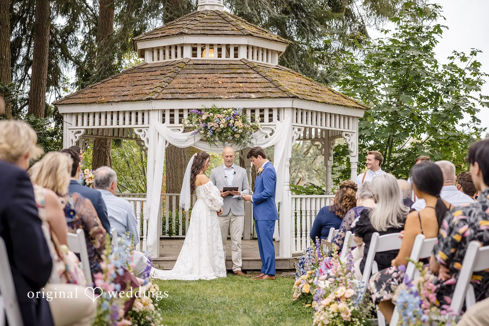 Matthew + Madelyn Oakwood Gardens and Alpaca Farm Wedding // Madelyn & Matthew -