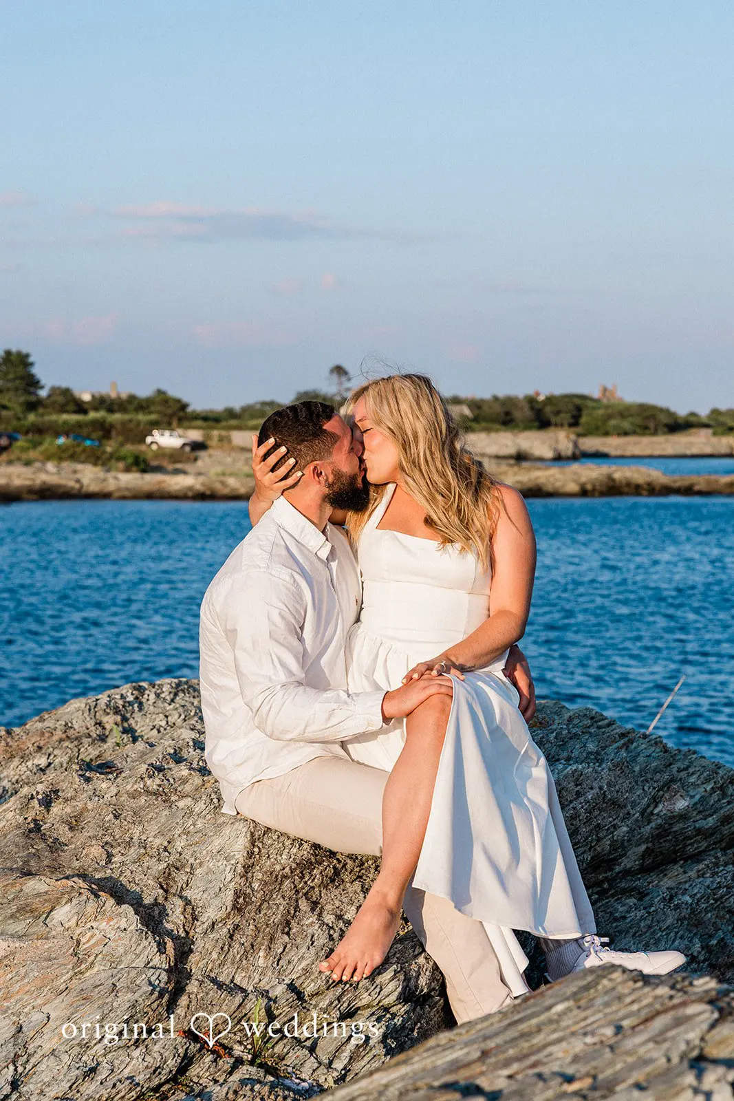 Ocean Drive in Newport Engagement // Taylor & Andrew -