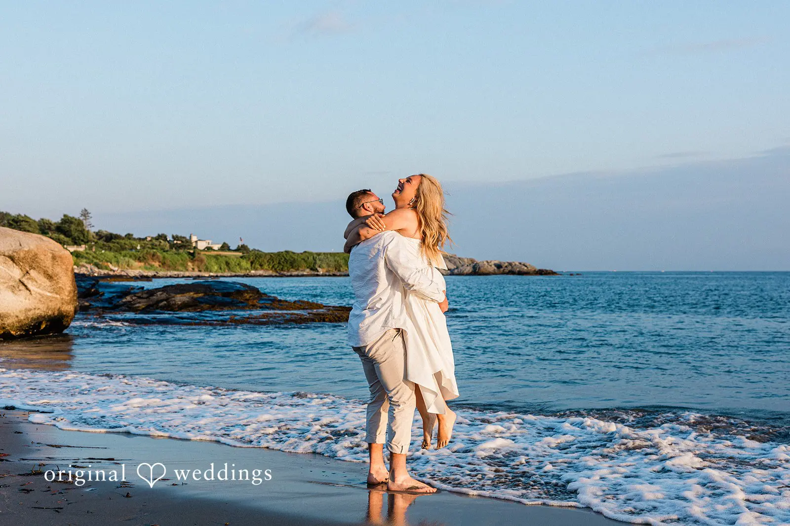Ocean Drive in Newport Engagement // Taylor & Andrew -