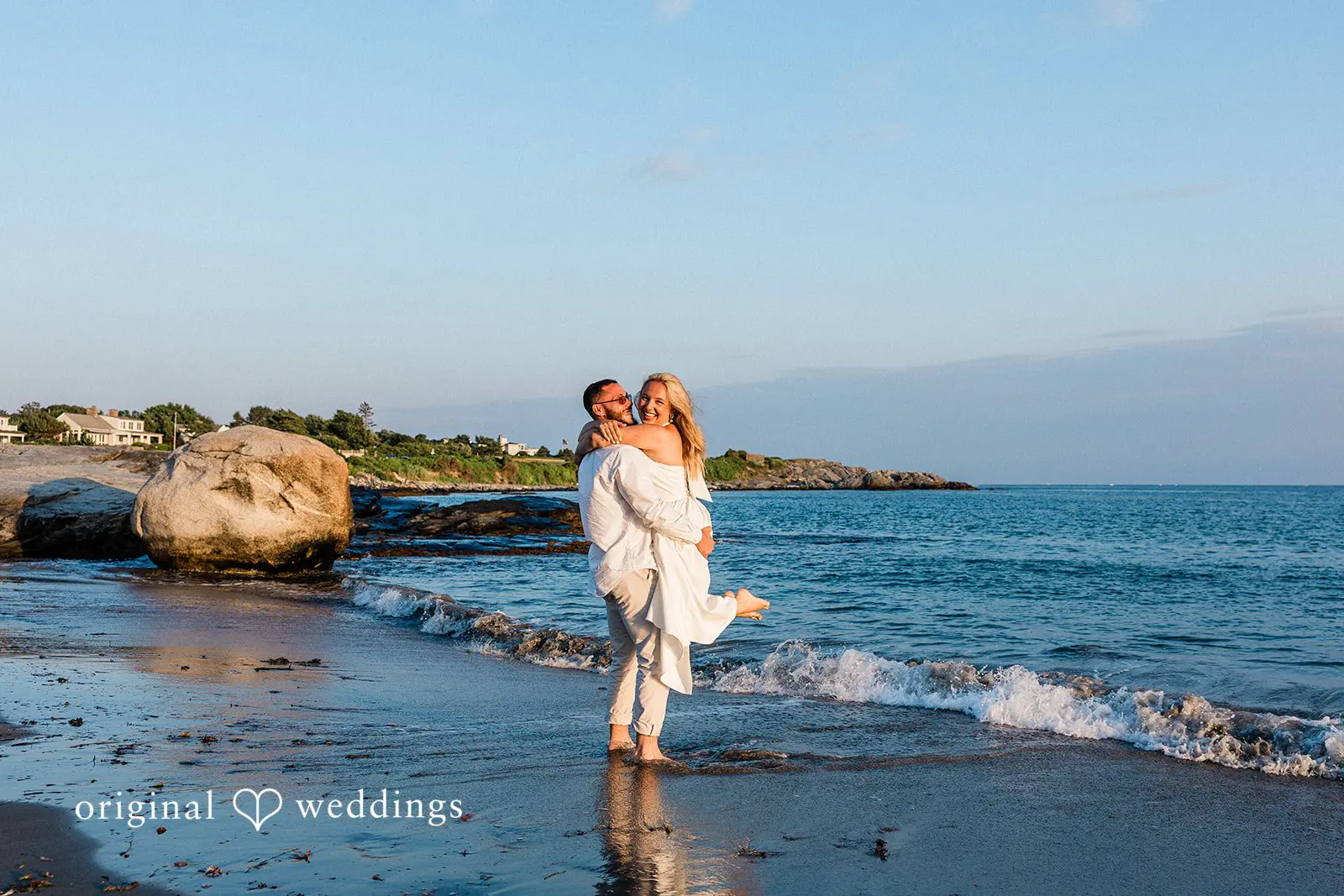 Ocean Drive in Newport Engagement // Taylor & Andrew -