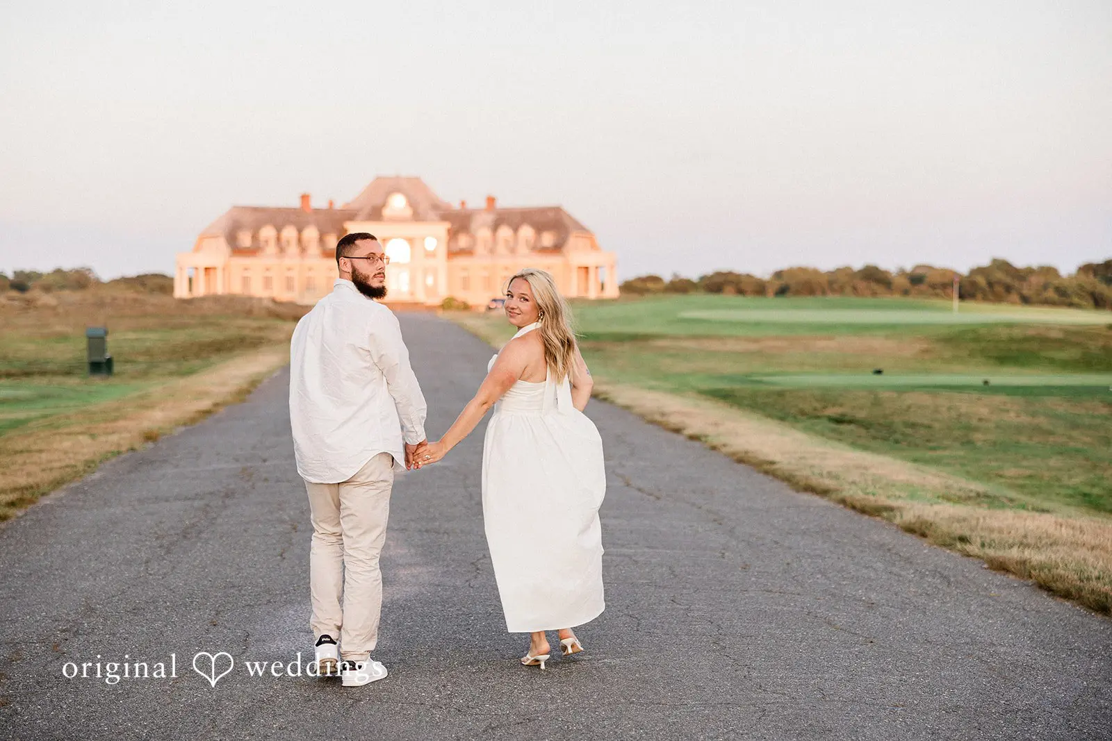 Ocean Drive in Newport Engagement // Taylor & Andrew -