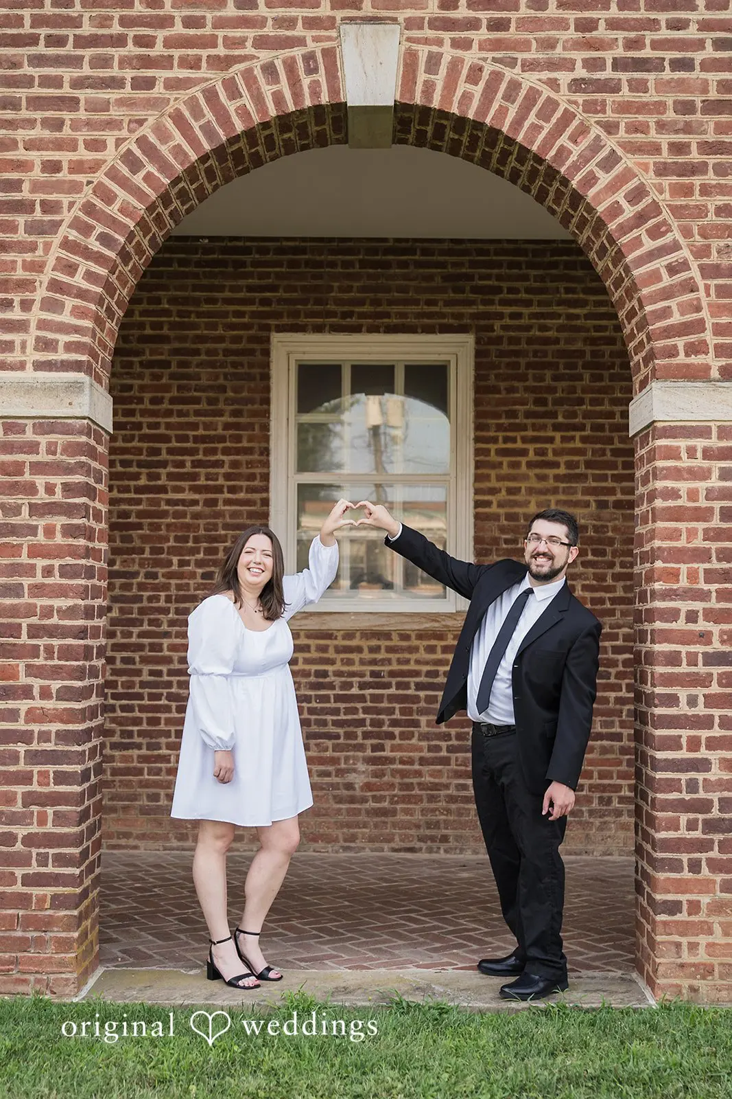 Annabelle + Tim Old Town Fairfax Engagement // Annabelle & Tim -