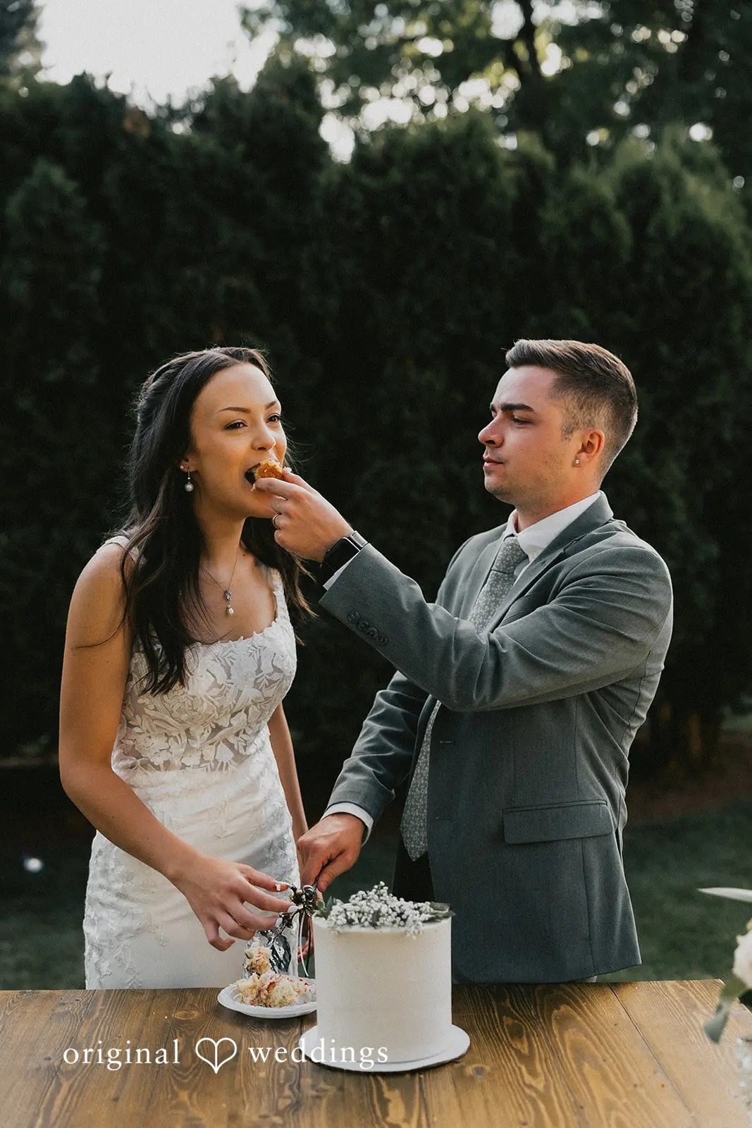 Oregon Backyard Wedding // Declan & Holly -