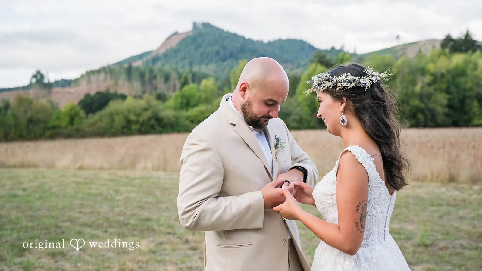 Oregon Backyard Wedding // Josie & Braden -