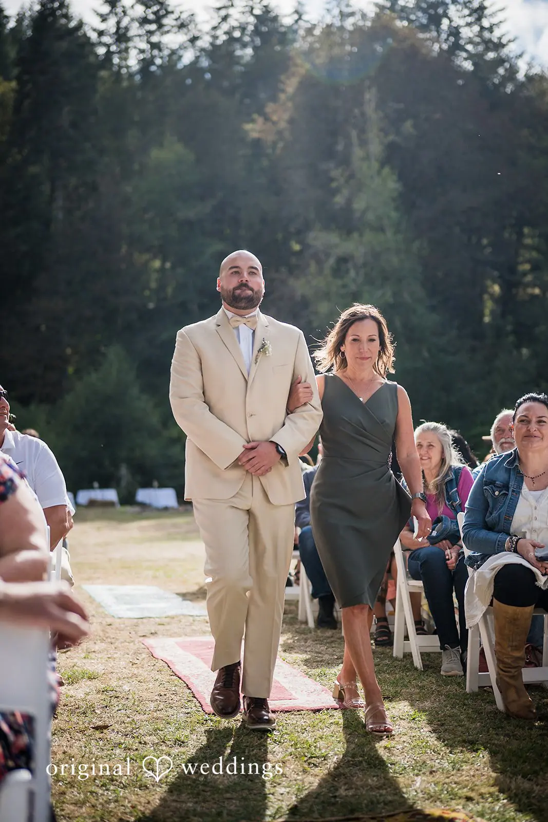 Oregon Backyard Wedding // Josie & Braden -