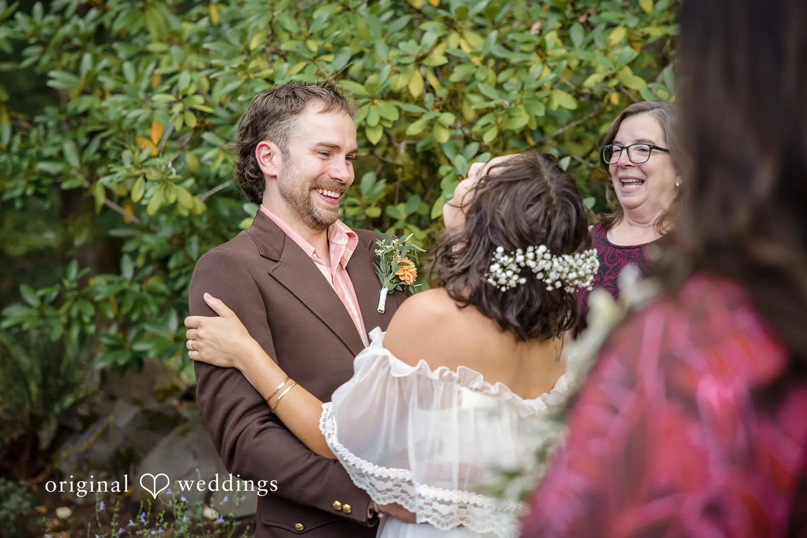 Oregon Backyard Wedding // Nicolette & Michael -