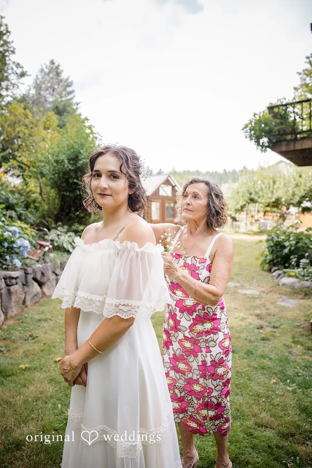 Oregon Backyard Wedding // Nicolette & Michael -