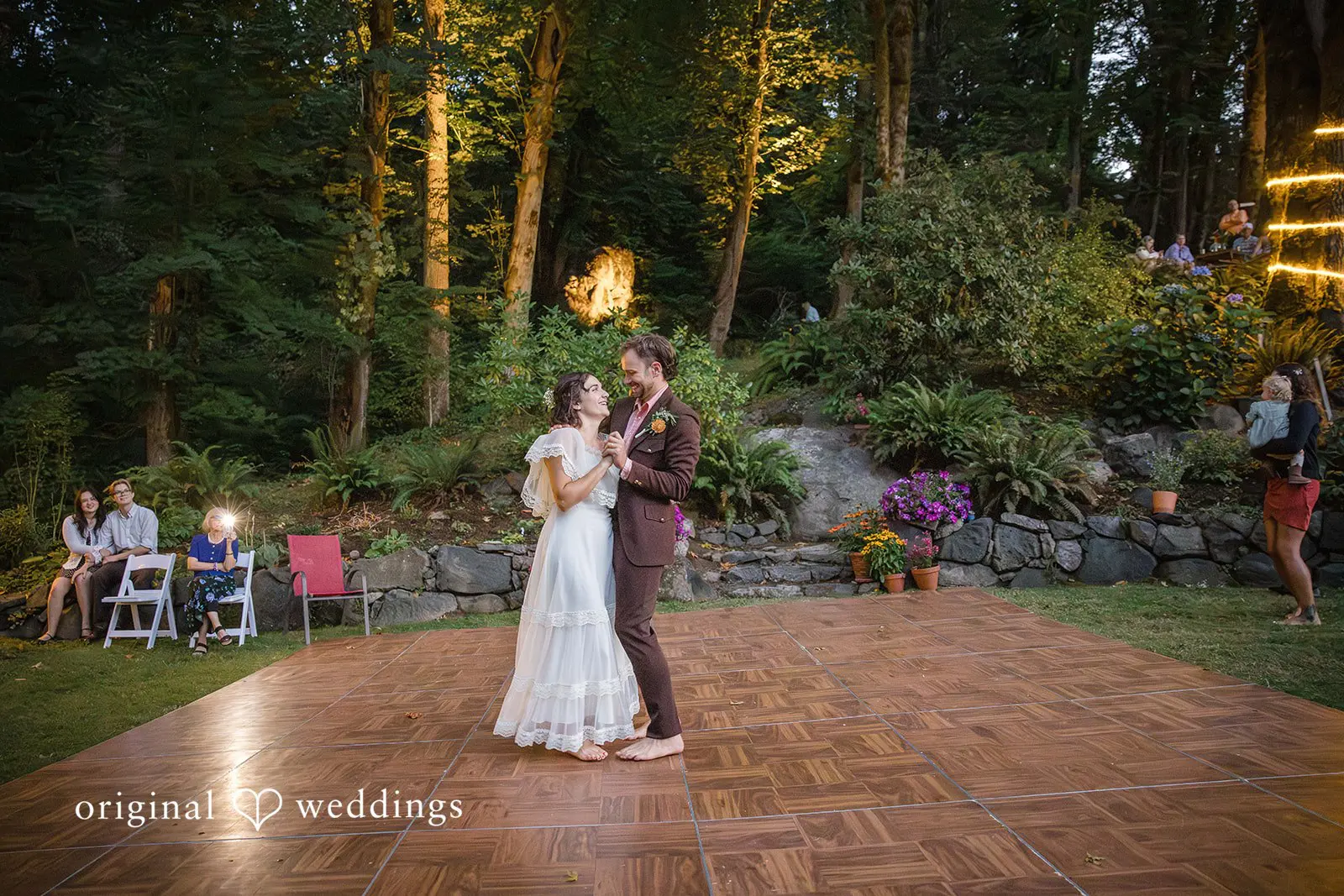 Oregon Backyard Wedding // Nicolette & Michael -