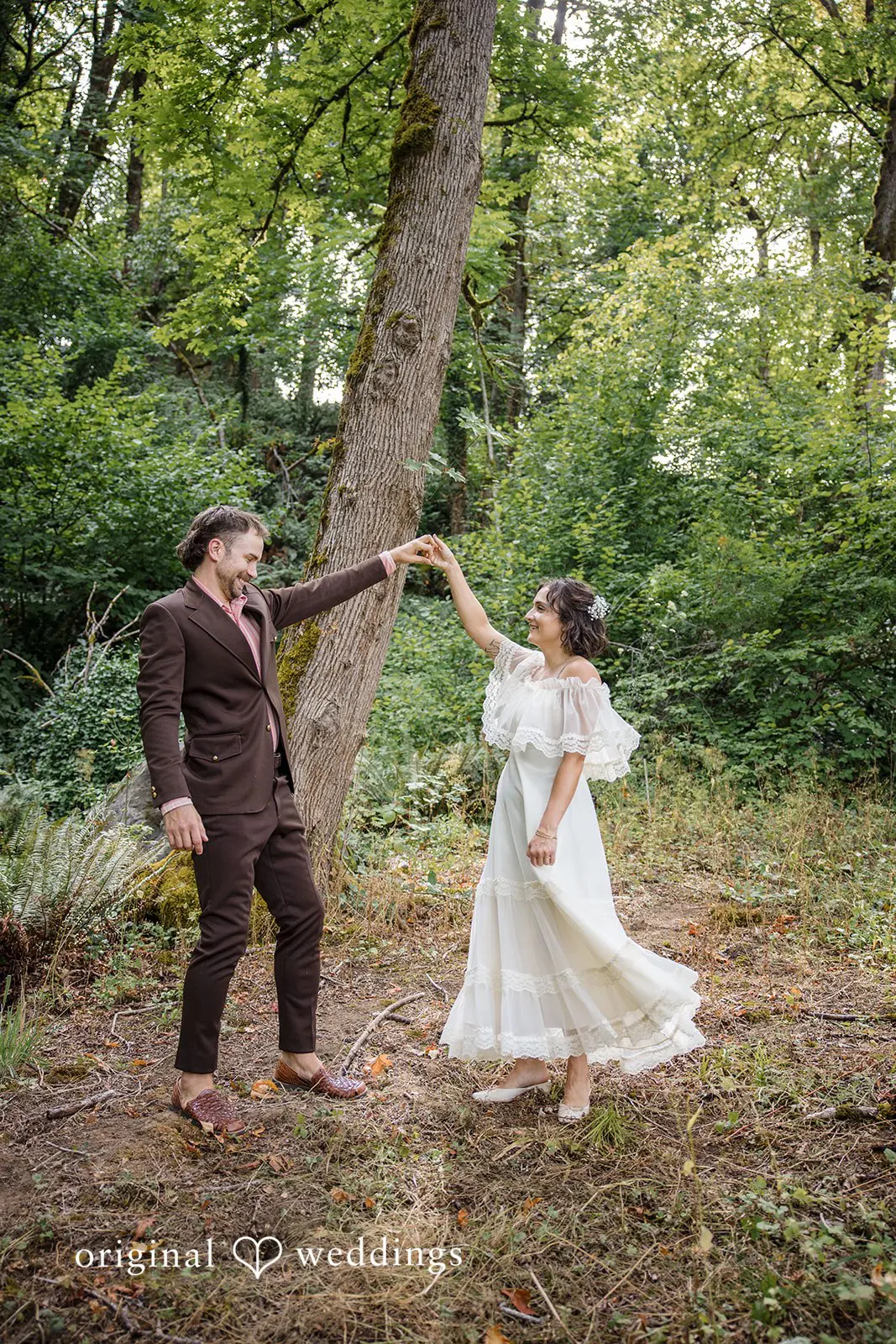 Oregon Backyard Wedding // Nicolette & Michael -