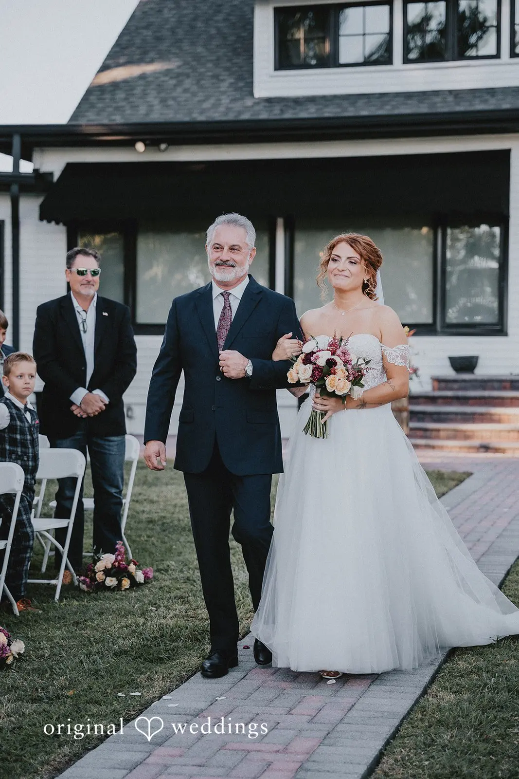 Tiffany + Justin Orlando Backyard Wedding // Tiffany & Justin -
