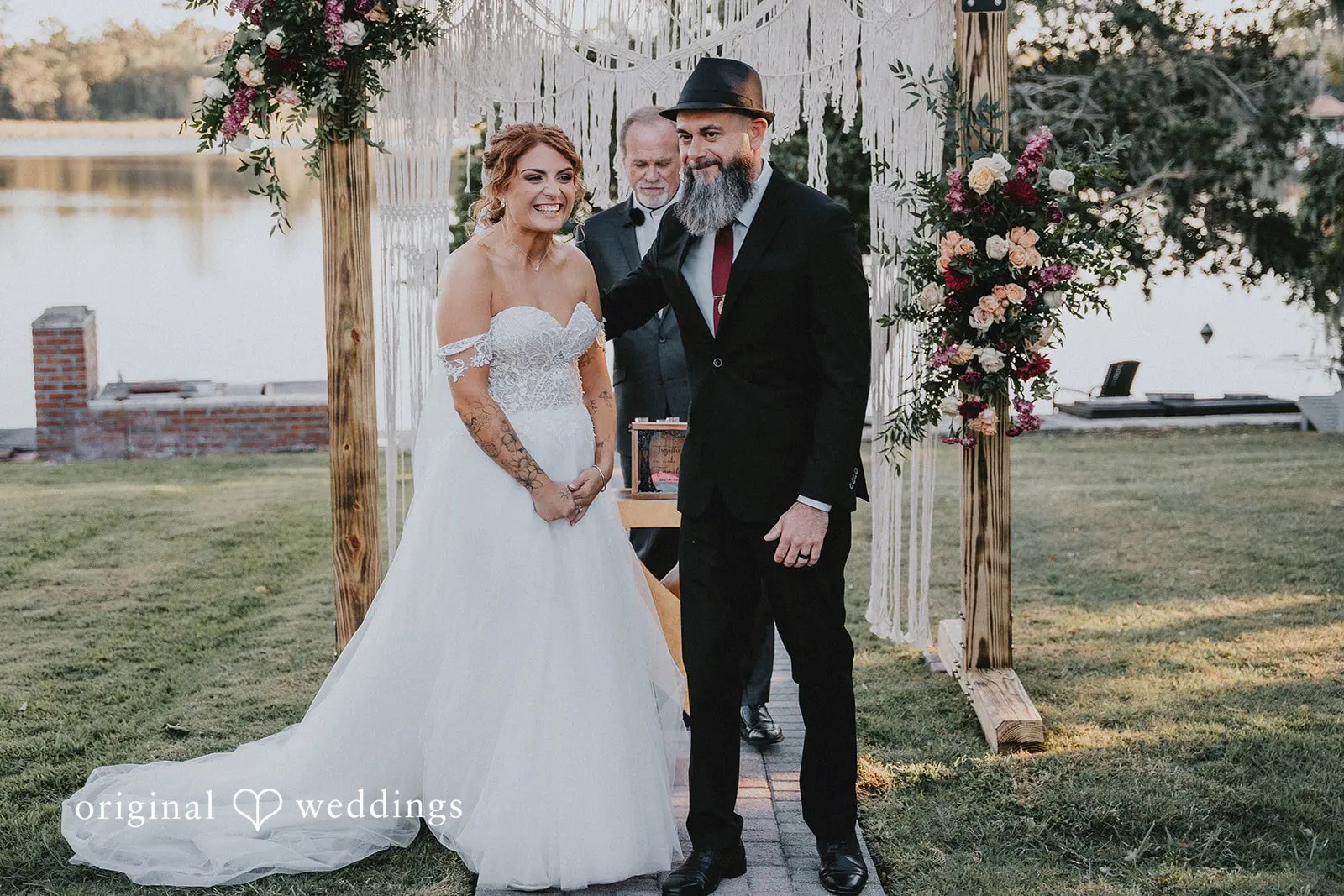 Tiffany + Justin Orlando Backyard Wedding // Tiffany & Justin -