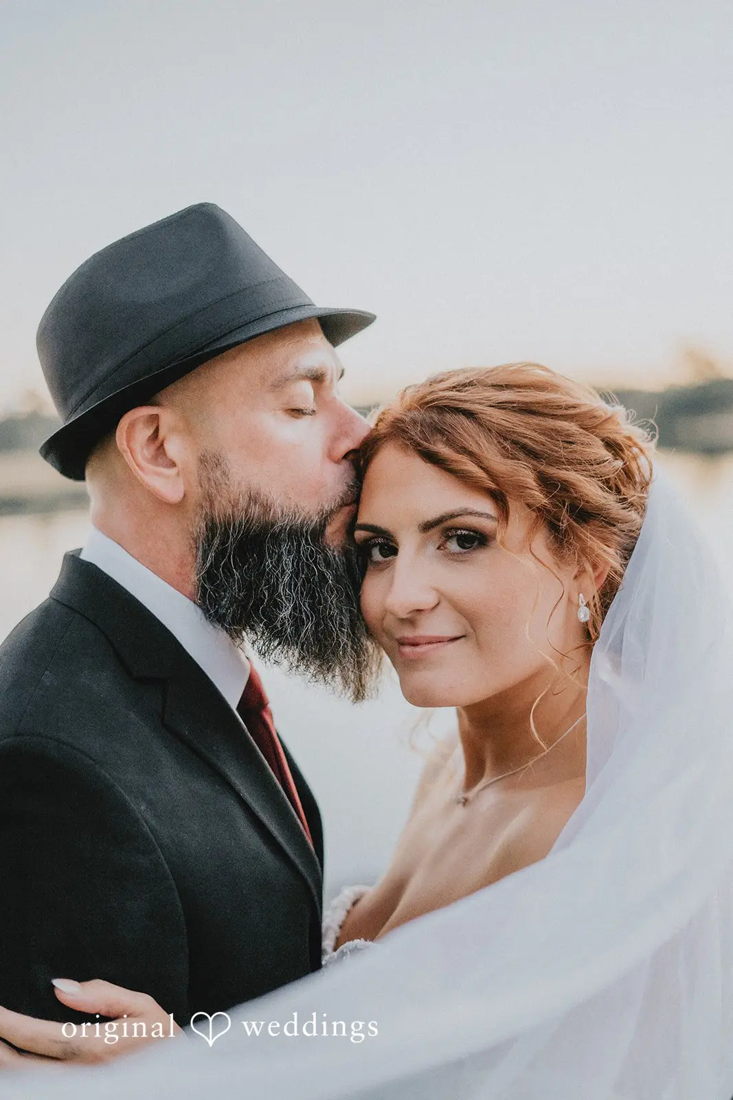 Tiffany + Justin Orlando Backyard Wedding // Tiffany & Justin -