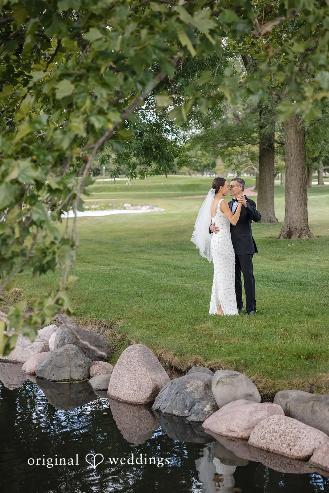 Laura + Luther Park Ridge Country Club Wedding // Laura & Luther -