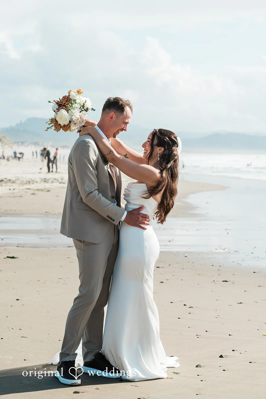 Cody + Jenna Pelican Brewery Wedding // Cody & Jenna -