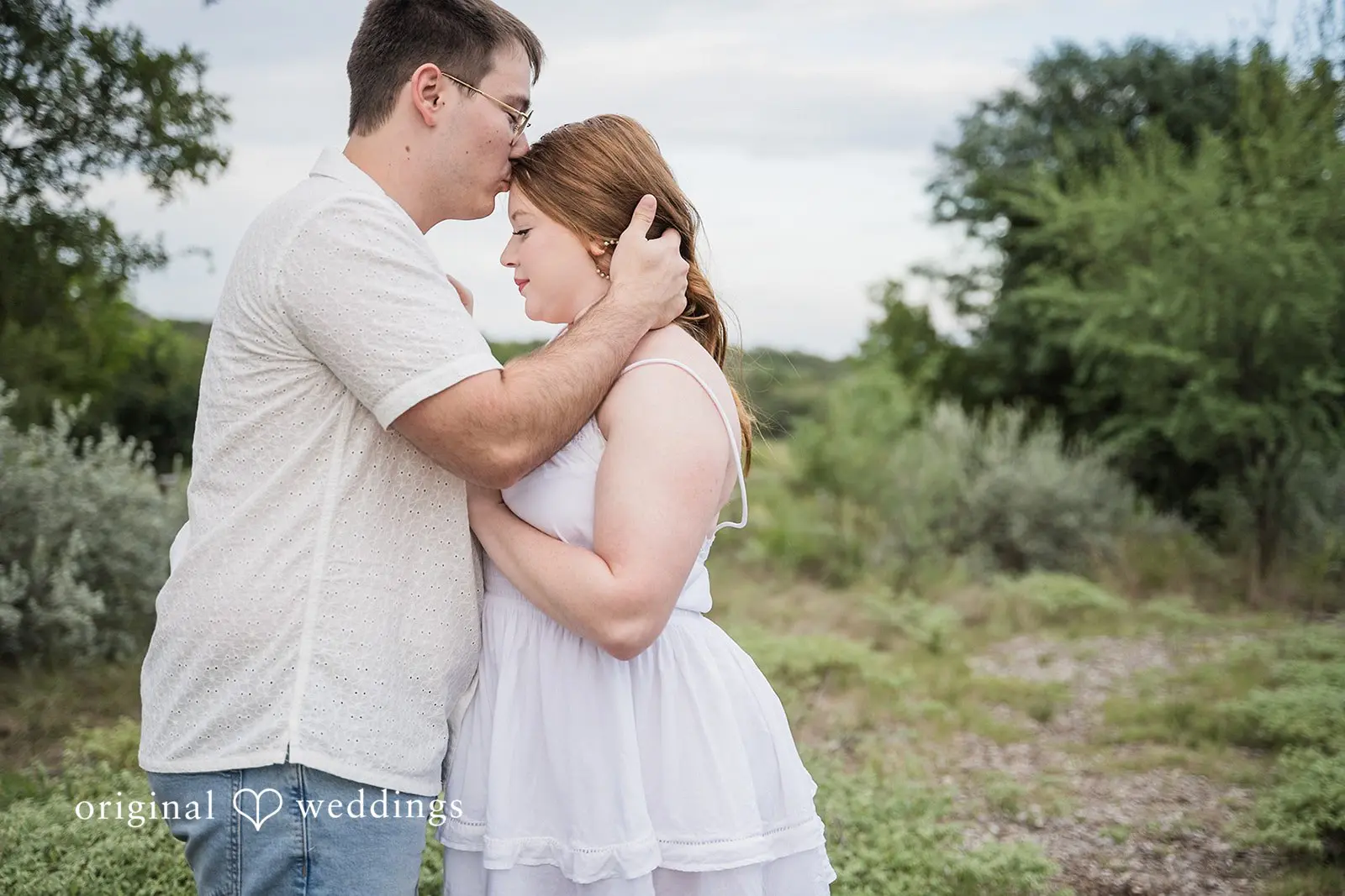 Avery + Alex Phil Hardberger Park Engagement // Avery & Alex -