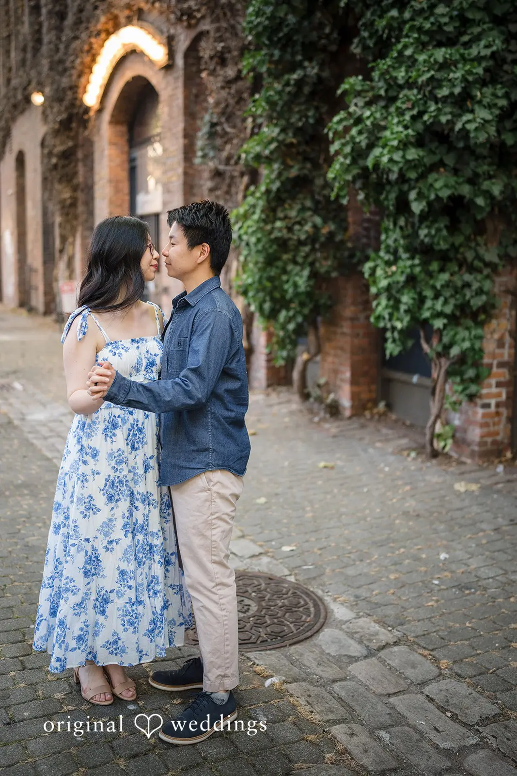 Pioneer Square Engagement // Lucy & Edward -