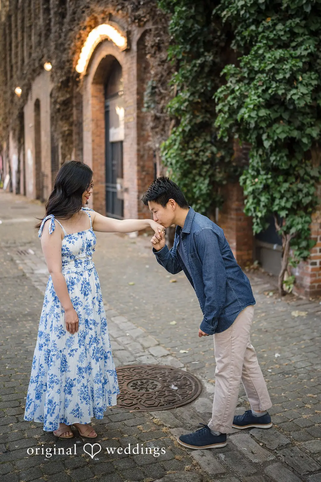 Pioneer Square Engagement // Lucy & Edward -