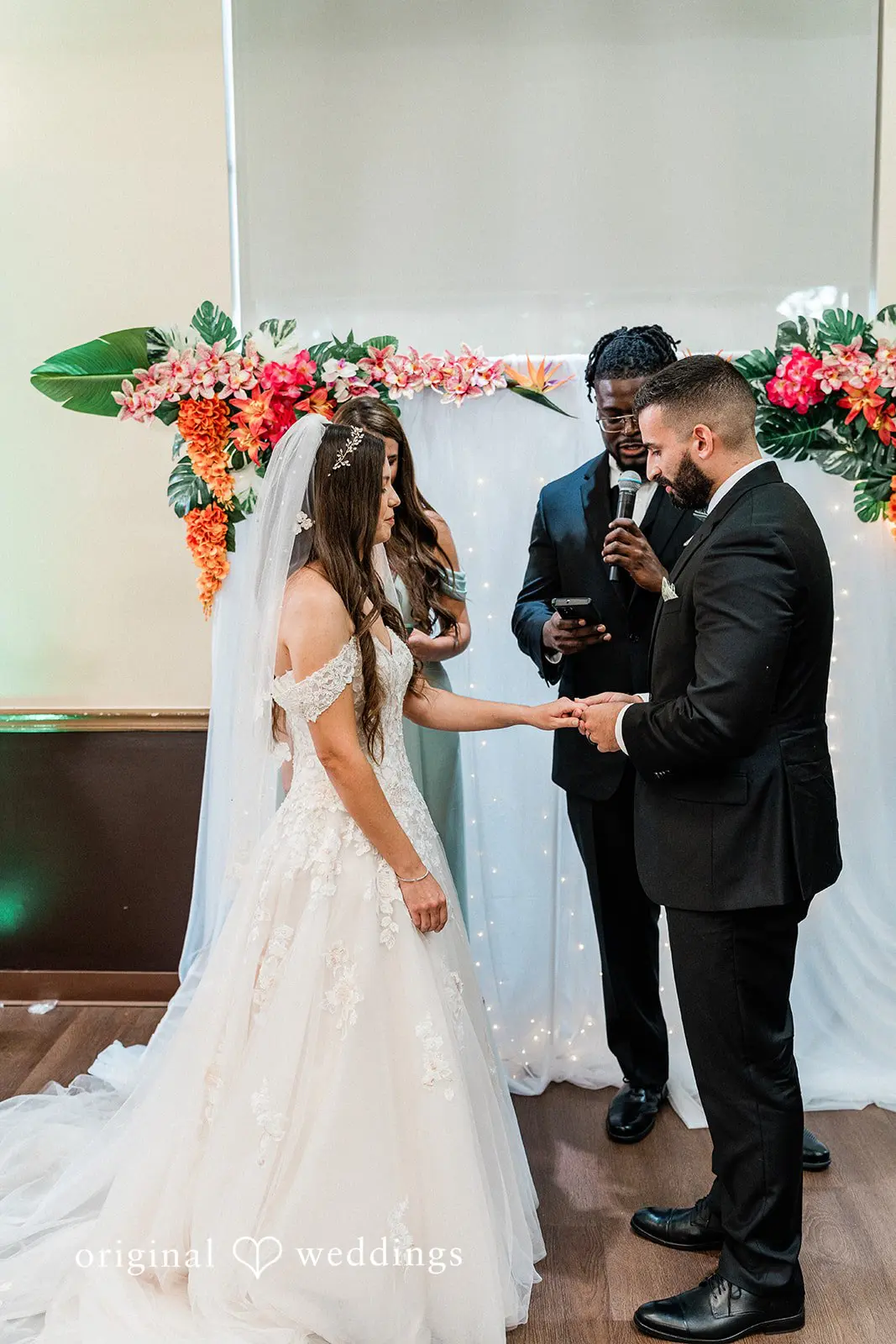 Lauren & Angel Plantation Volunteer Park Banquet Hall Wedding // Lauren & Angel -