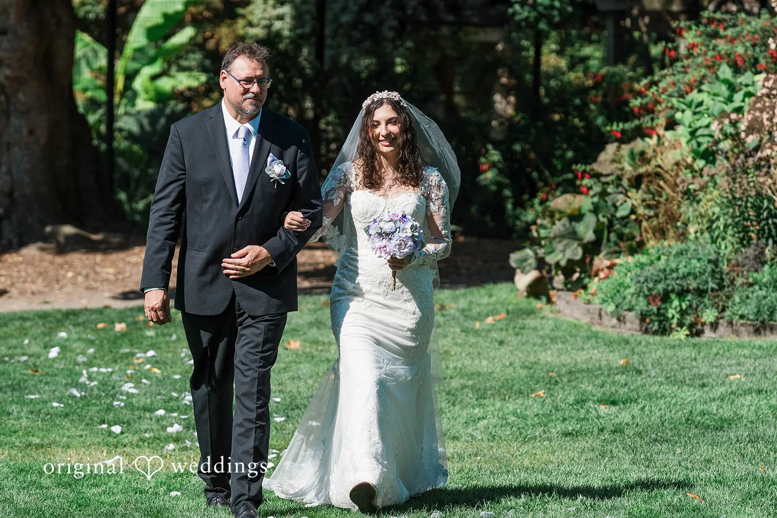 Mirella + Tobias Point Defiance Pagoda Wedding // Mirella & Tobias -