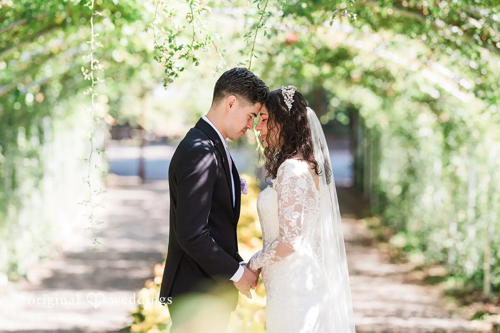 Mirella + Tobias Point Defiance Pagoda Wedding // Mirella & Tobias -