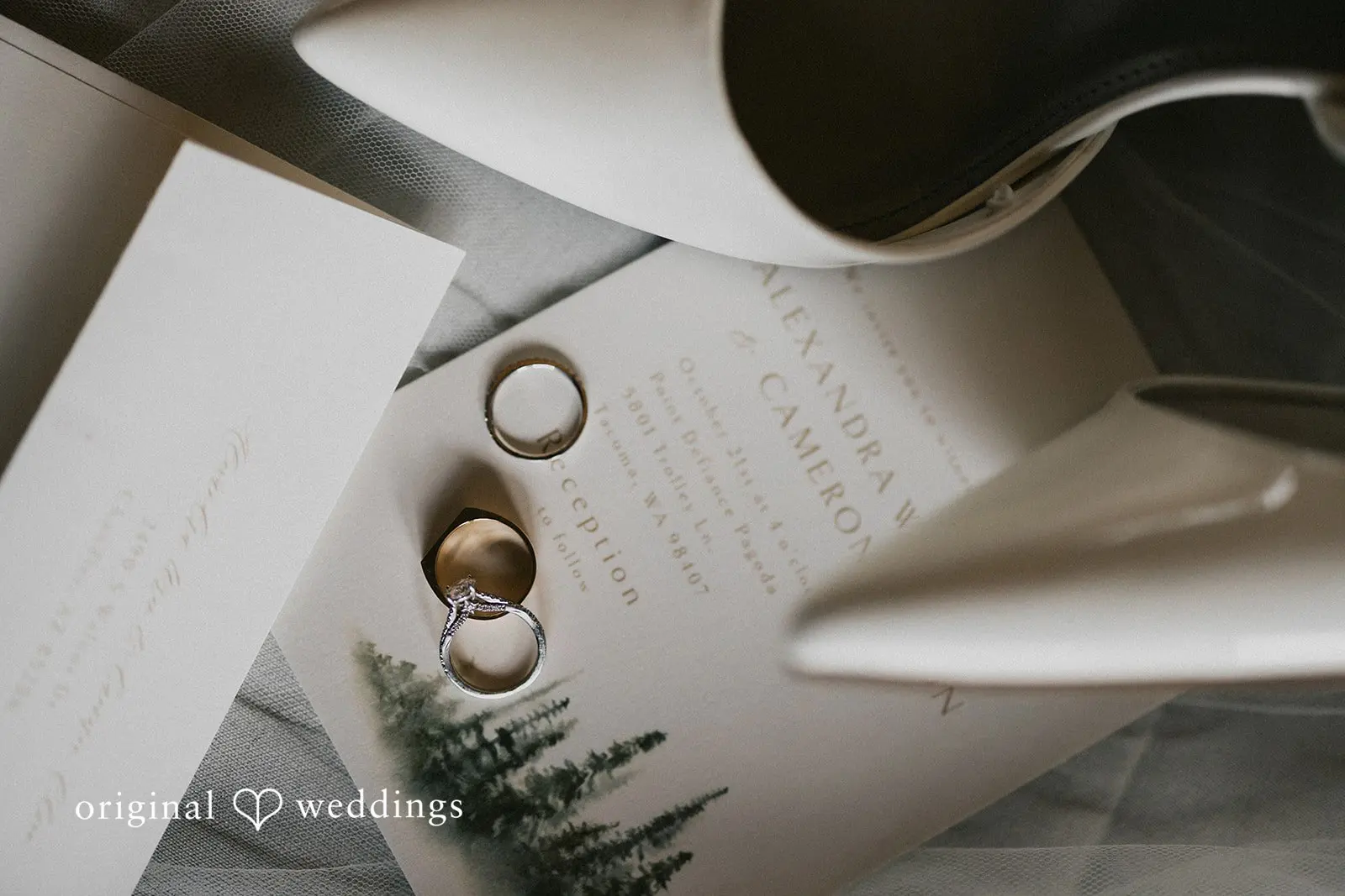 Alexandra + Cameron Point Defiance Pagoda Wedding // Alexandra & Cameron -
