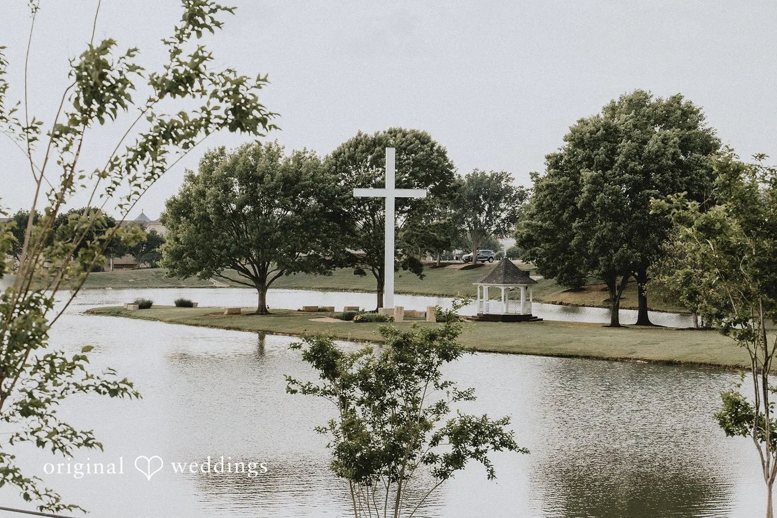 Prestonwood Baptist Church, Plano, TX, Wedding // Abigail & Brant -