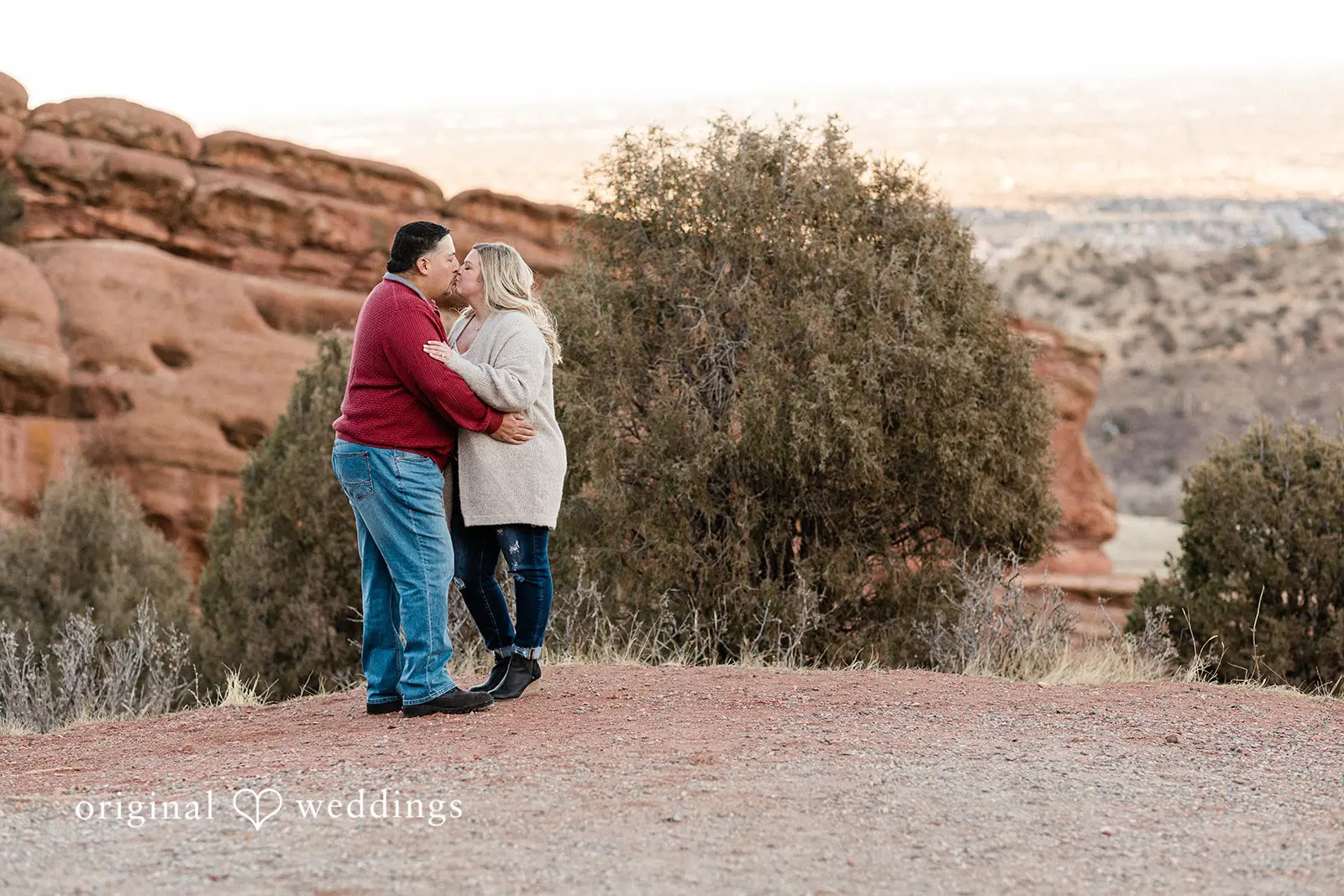 Amy + Jeremy Red Rocks Park Engagement // Amy & Jeremy -