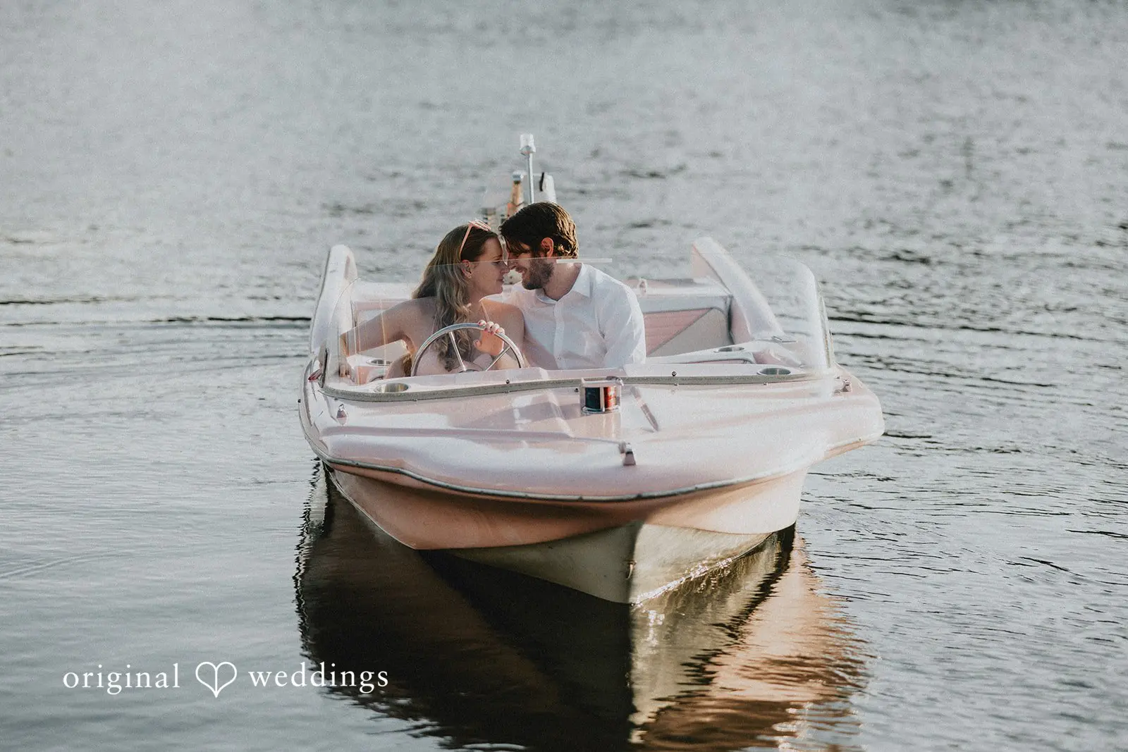 Beth + Jared Retro Boats ATX Engagement // Beth & Jared -