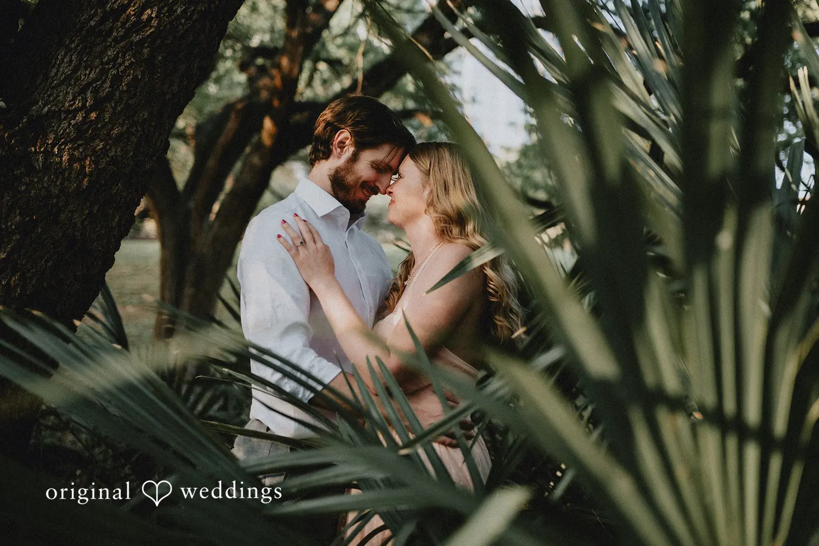 Beth + Jared Retro Boats ATX Engagement // Beth & Jared -