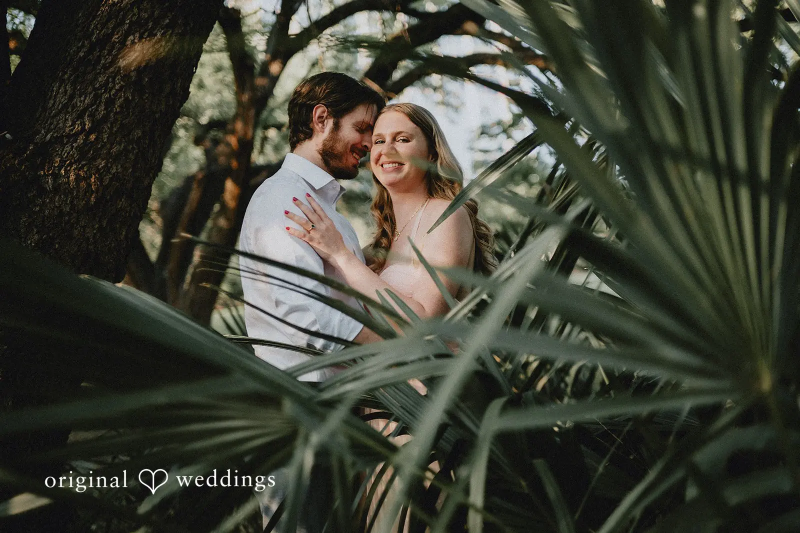 Beth + Jared Retro Boats ATX Engagement // Beth & Jared -