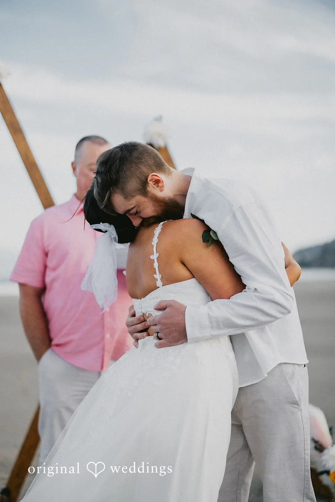 Kassi + Nolan Roads End Beach Wedding // Kassi & Nolan -