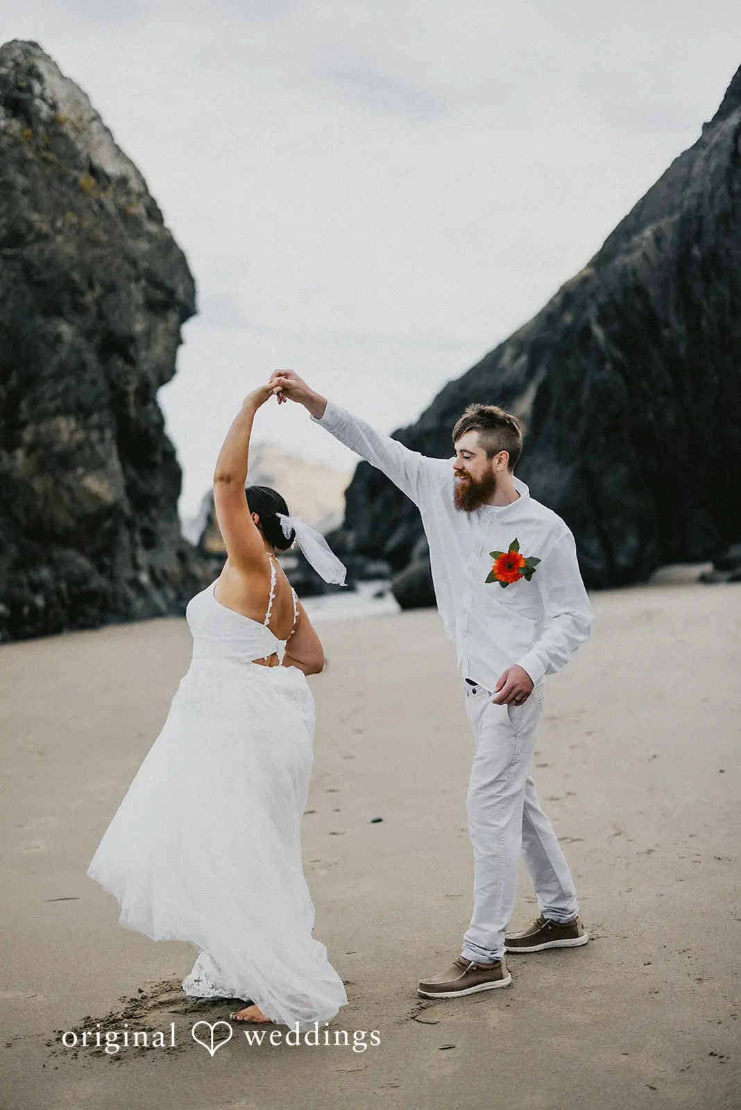 Kassi + Nolan Roads End Beach Wedding // Kassi & Nolan -