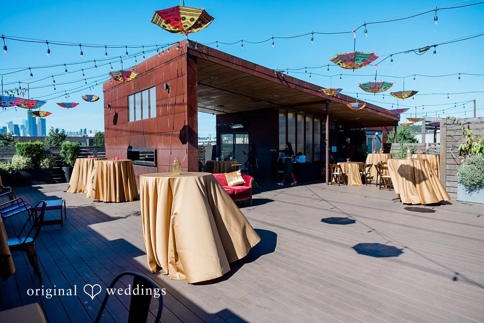 Manu + Yubing Robinswood House Wedding // Manu & Yubing -