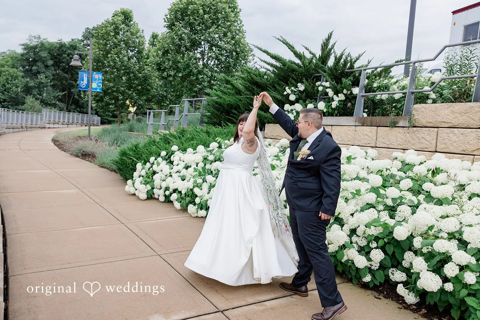 Kaitlyn + Ezra Rockford Museum Park Wedding // Kaitlyn & Ezra -