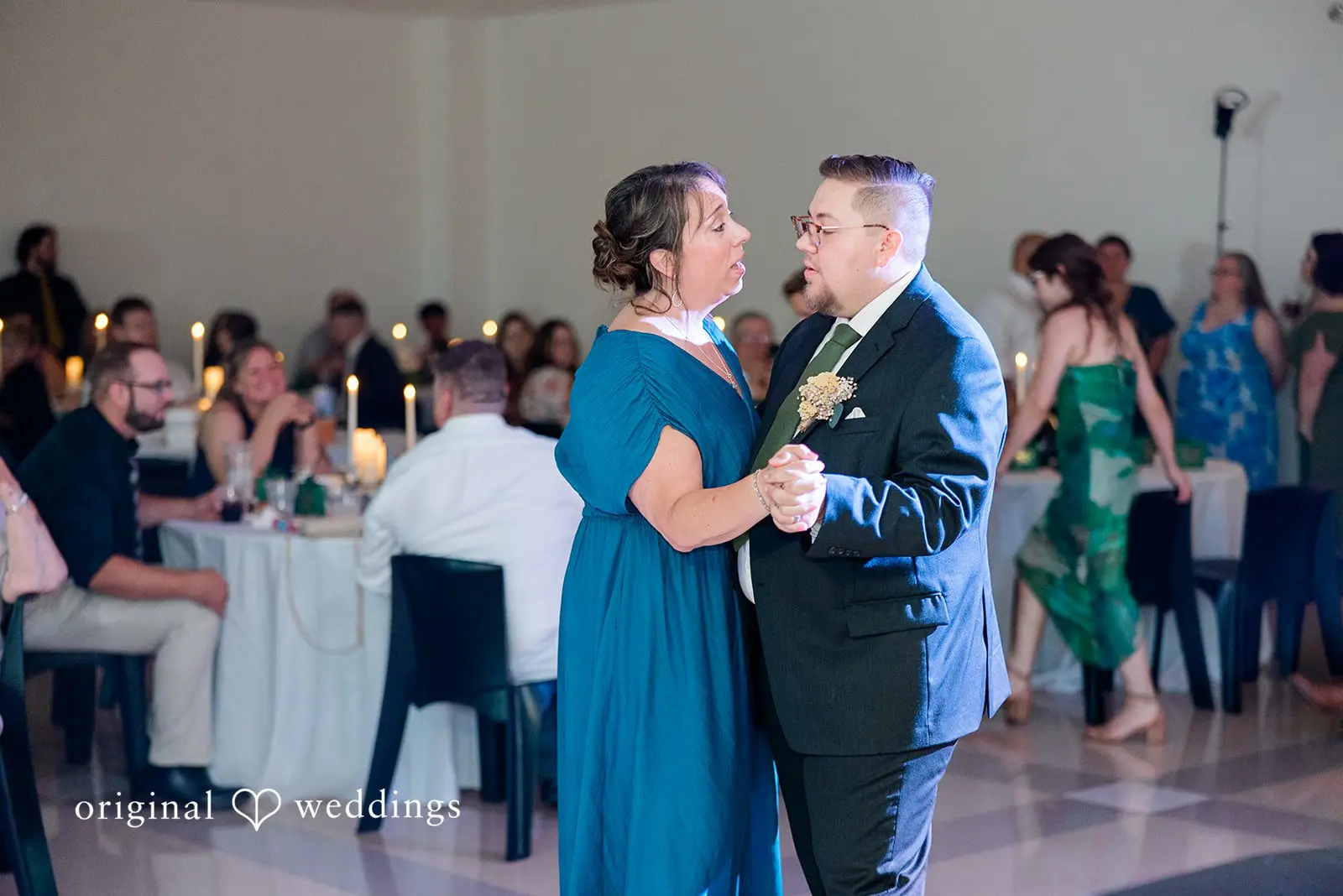Kaitlyn + Ezra Rockford Museum Park Wedding // Kaitlyn & Ezra -
