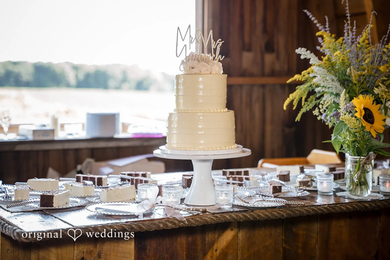 Rustique Barn Wedding // Mariana & Alexey -