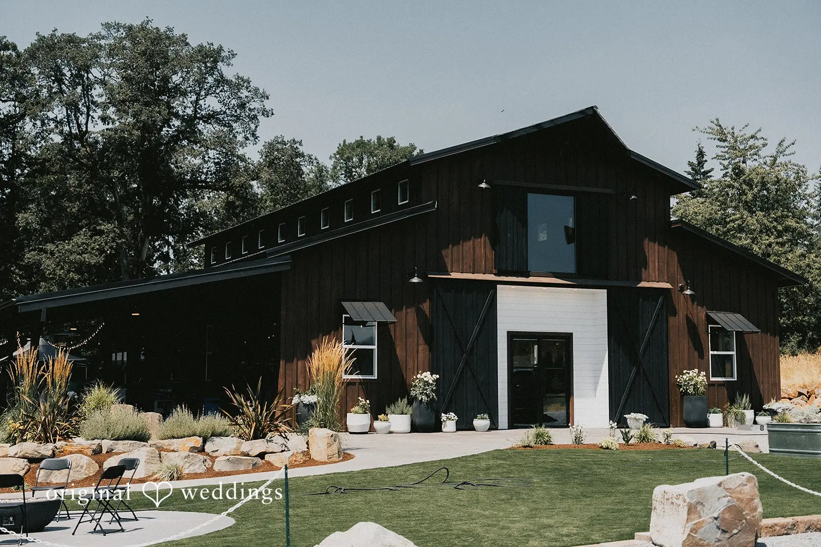 Jessie + Richard Sage & Social Wedding // Jessie & Richard -