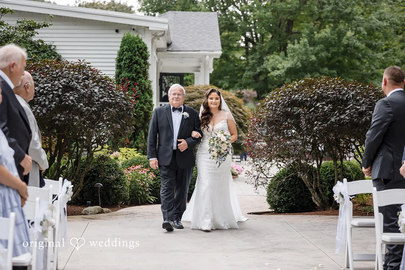 Julie + Tyler Saphire Estate Wedding // Julie & Tyler -