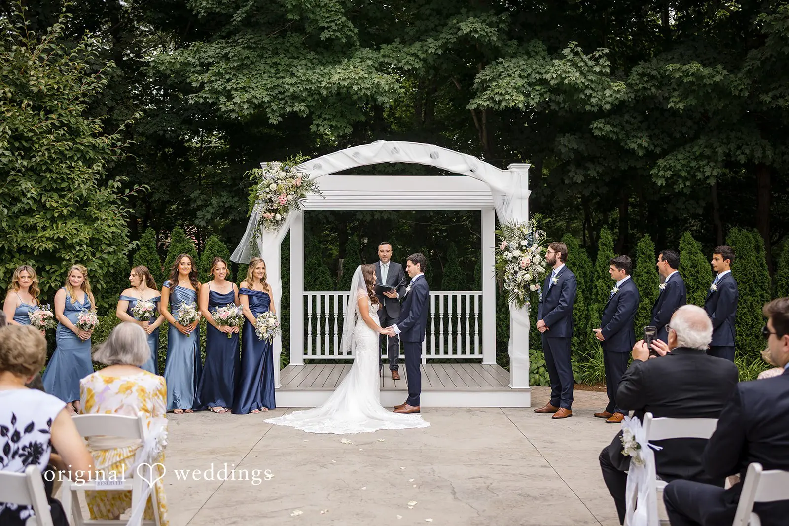 Julie + Tyler Saphire Estate Wedding // Julie & Tyler -