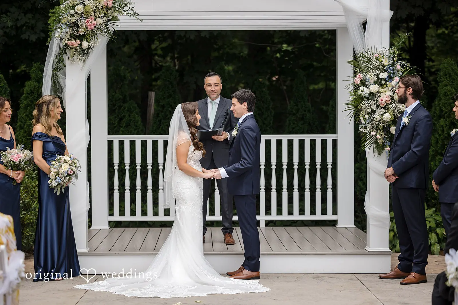 Julie + Tyler Saphire Estate Wedding // Julie & Tyler -