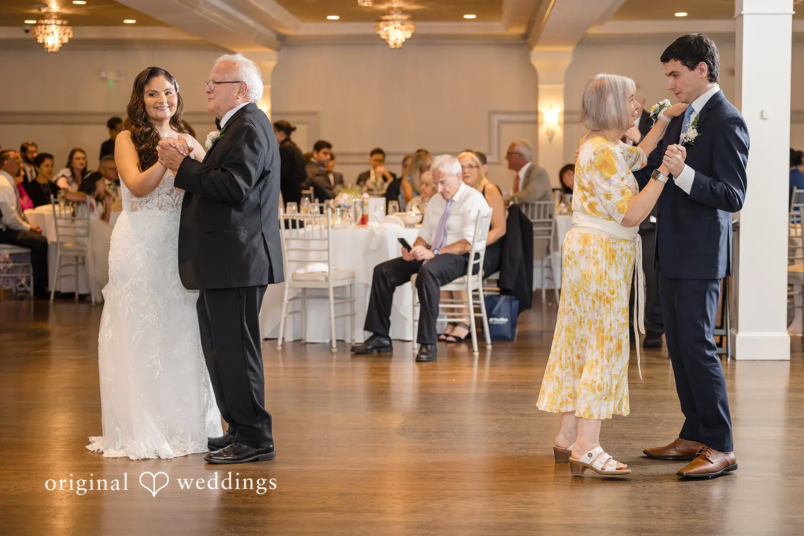 Julie + Tyler Saphire Estate Wedding // Julie & Tyler -